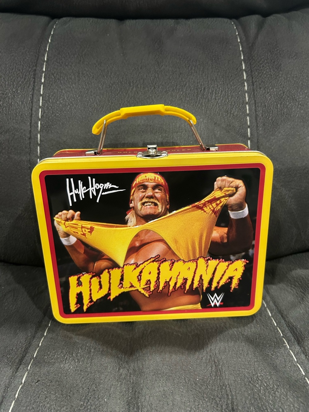 Hulk Hogan tin case lunchbox!